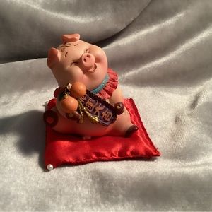 Small Chinese ceramic pig - knick knack